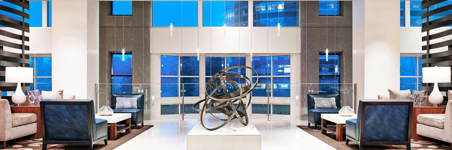 The Westin Atlanta Perimeter North Marcus Hotels Resorts Sculpture In The Lobby Of Westin Atlanta Perimeter North