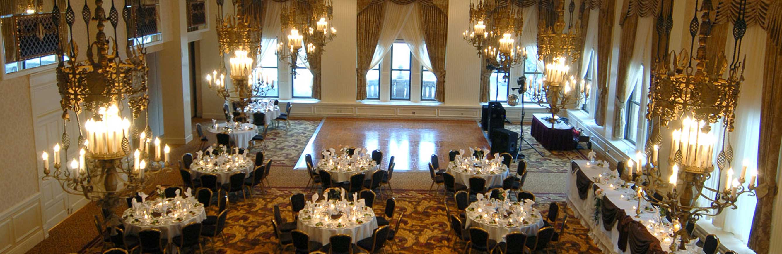 Milwaukee Wedding Venues Hotel Ballrooms The Pfister Hotel